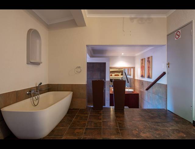 13 BEDROOM FREEHOLD FOR SALE IN ROODEKRANS